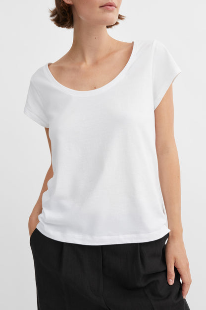 Andy Wide Neck Tee